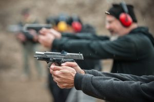 Descubra las ventajas de tener una Licencia para Portar Armas en Texas, incluyendo claridad legal, capacitacion ye confianza.